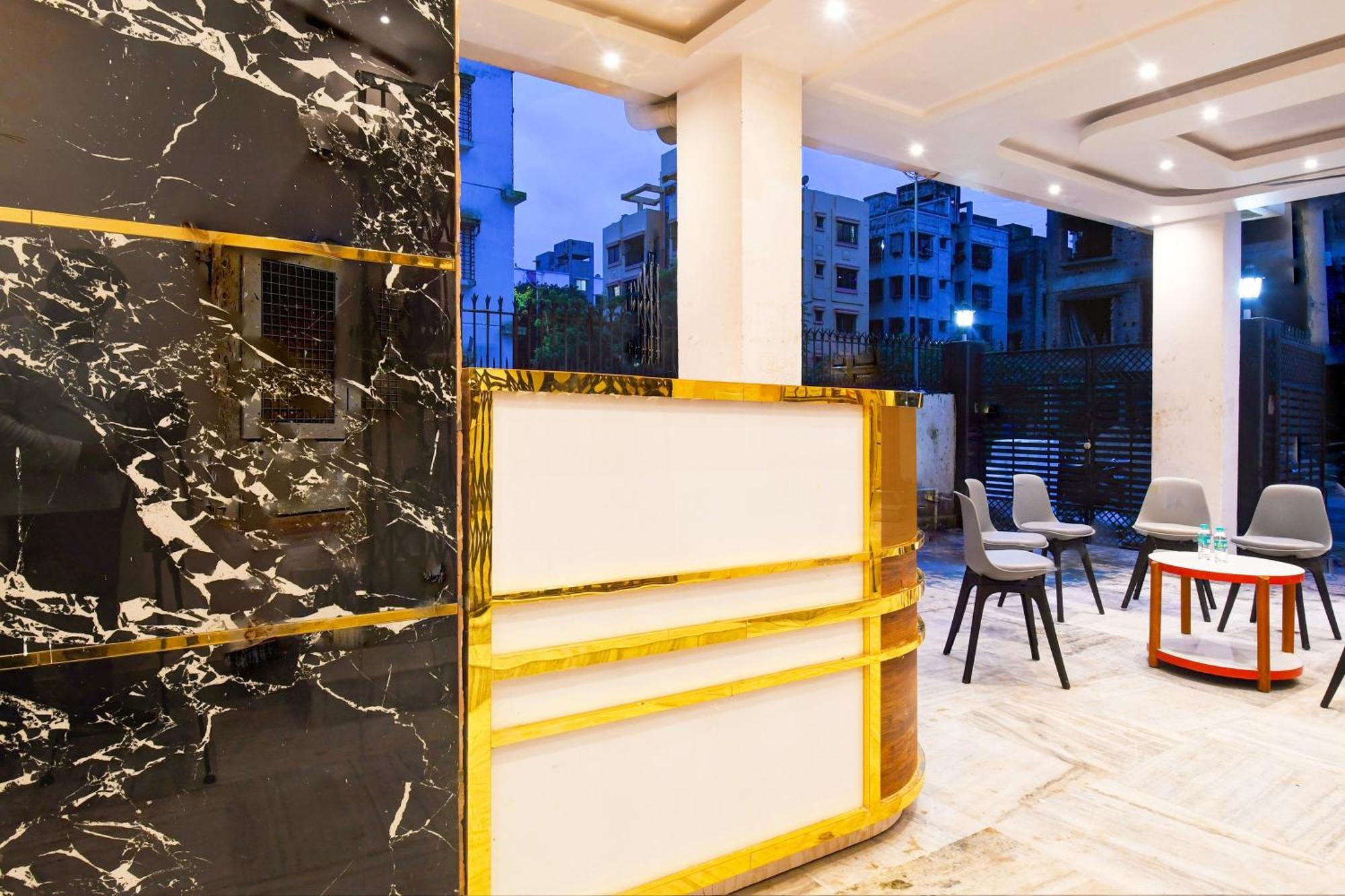 Super Hotel O Haven Inn Колката Екстериор снимка